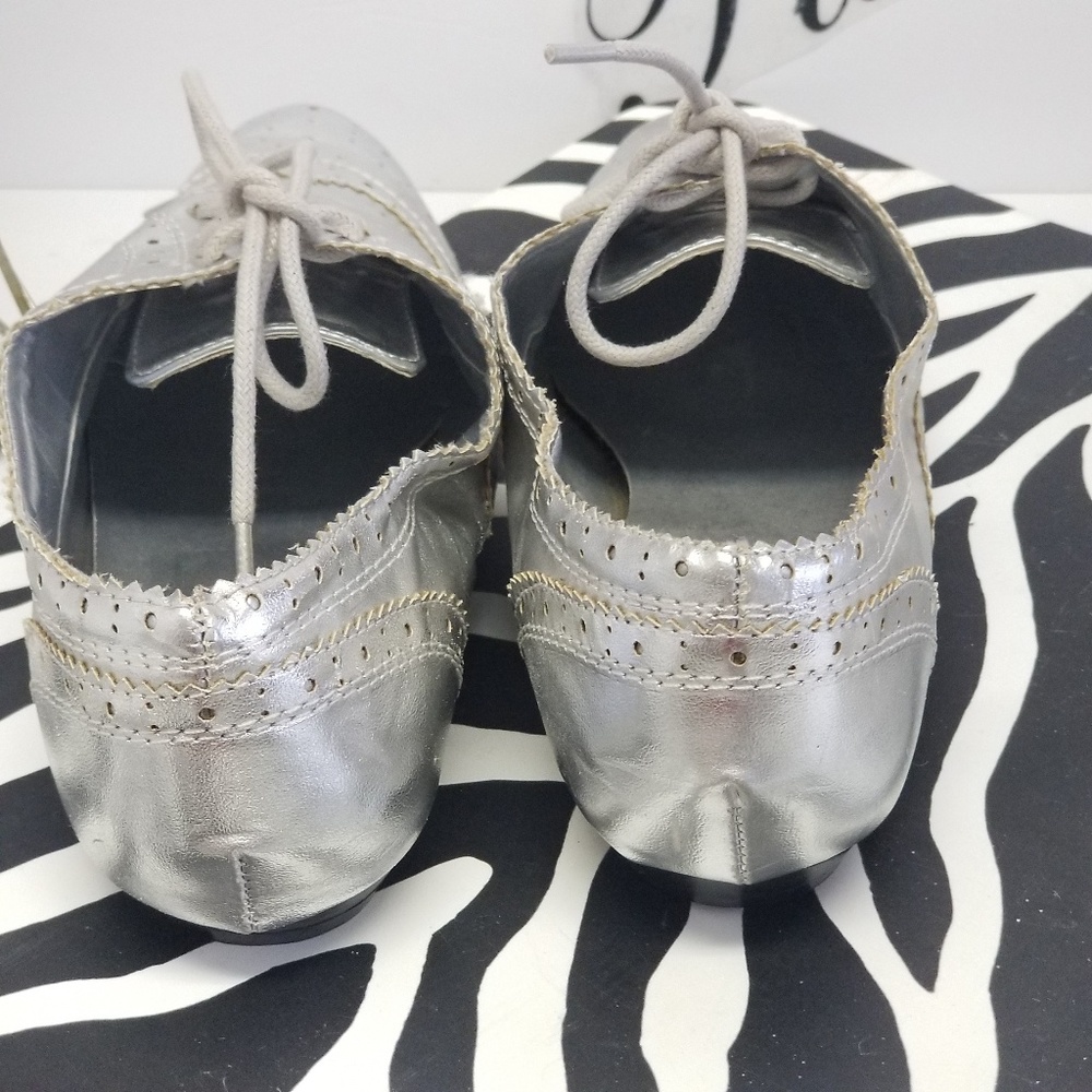 Vintage Silver Metallic Lat flat shoes - Picture 6 of 8